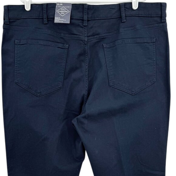 St. John's Bay Men's Slim Fit Tapered Stretch Navy Chino Pants Size 42x32 NWT - Picture 4 of 11